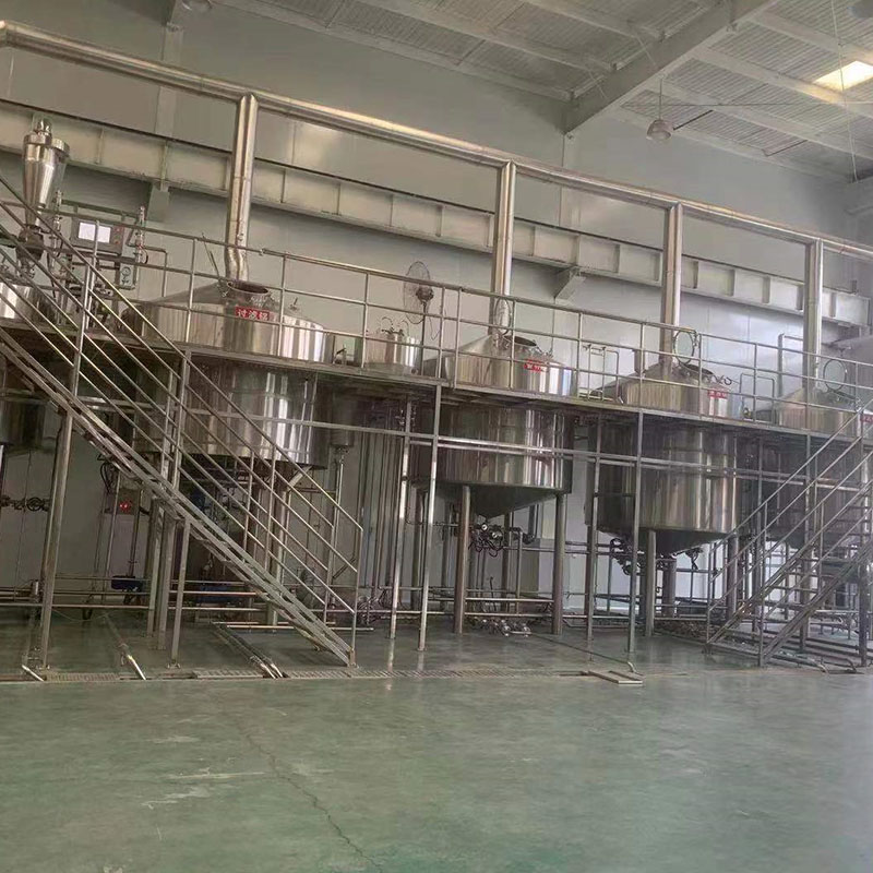 莱芜精酿啤酒设备厂—平面布置、设备设计、制造、调试、培训等一条龙服务_COPY